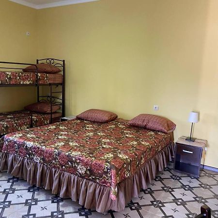 Park-Hotel Abkhazia 桑德雷什 外观 照片