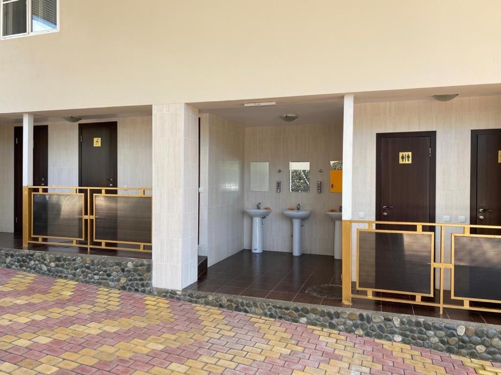 Park-Hotel Abkhazia 桑德雷什 外观 照片